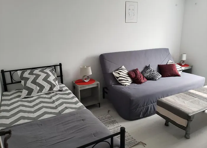 Appartement T3 3 Etoiles A 4 Km De La Plage